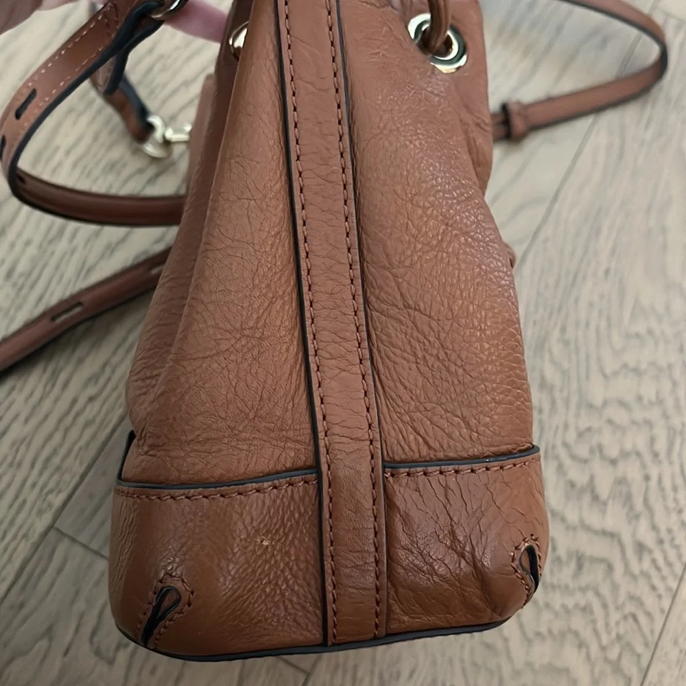 Rebecca Minkoff Bucket  crossbody purse - Picture 5 of 5